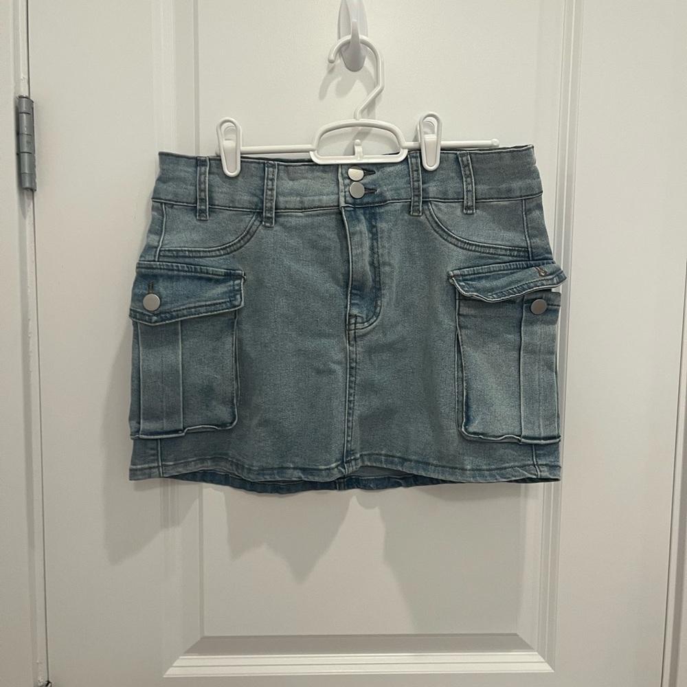 denim mini cargo skirt